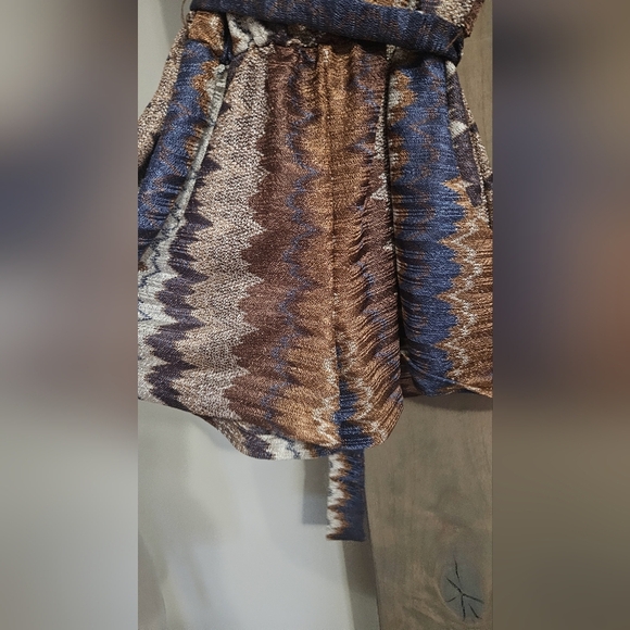 KARINA GRIMALDI Metallic zigzag strapless romper tie front. Size Small - Picture 13 of 13